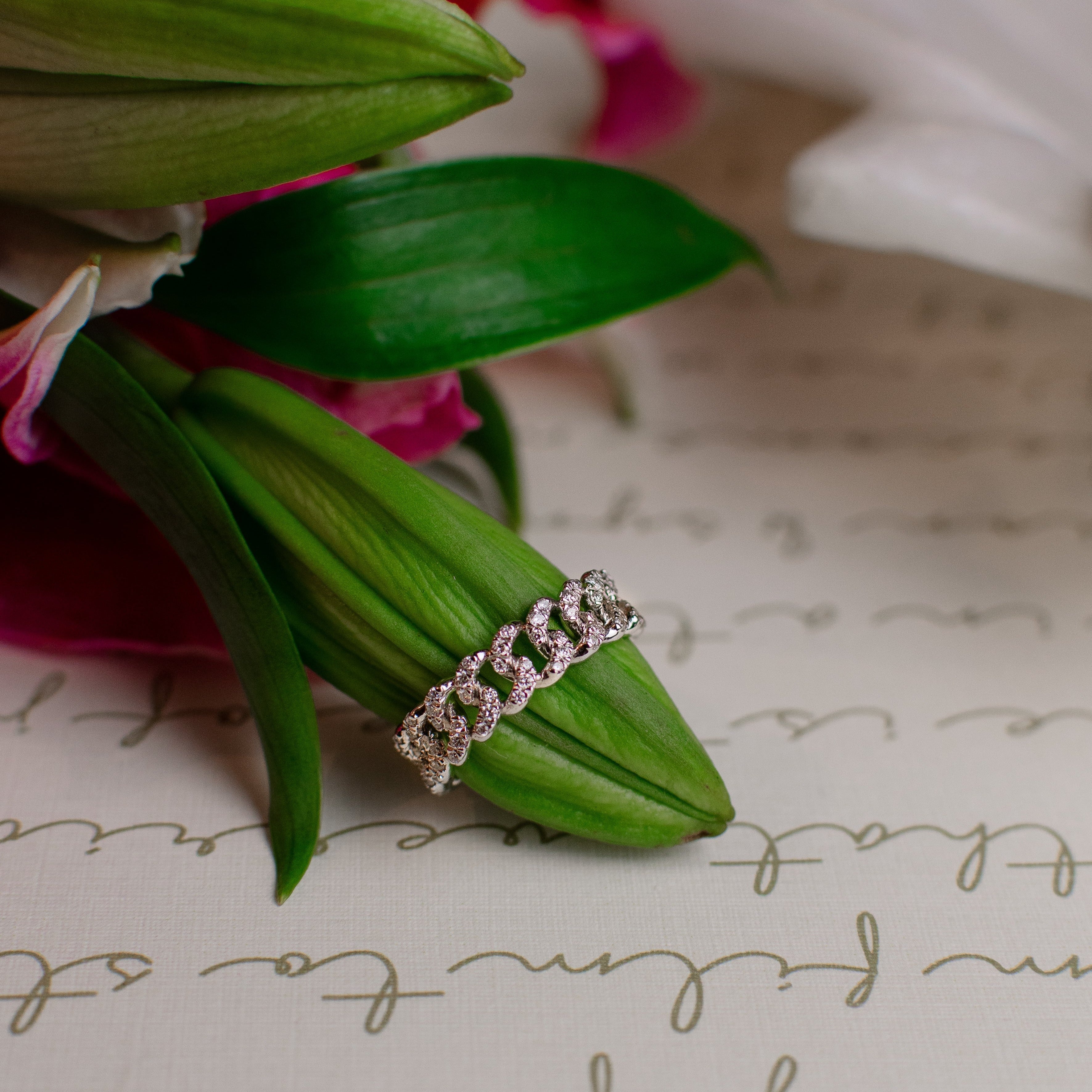 Chain Link Diamond Ring in 14k White Gold